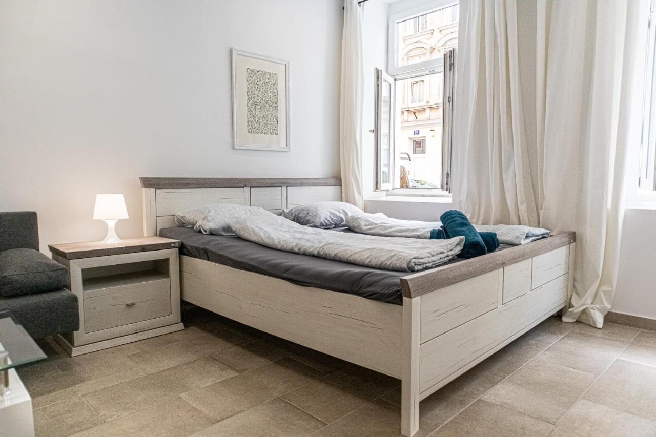 9 Min From City Center - Lovely Studio Near U1 Reumannplatz Viyana Dış mekan fotoğraf